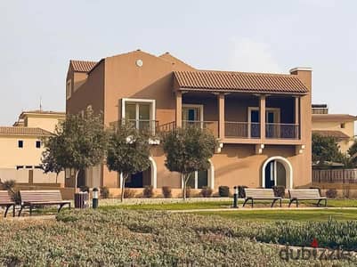 إستلم عالمفتاح فيلا متشطبة بفيو لاند سكيب فى هايد بارك بجانب زد أورا وإيفر كريد Hyde Park