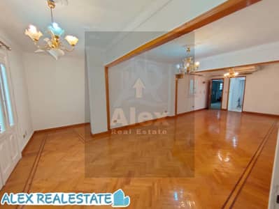 شقه للايجار السكني في ثروت مكيفه