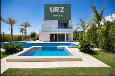 فيلا استاندالون صف اول علي البحر 620 م تشطيب كامل fully sea view %100 بمقدم 9 مليون للبيع في الساحل الشمالي بالقرب من الماظة و مدن راس الحكمة و هاسيند