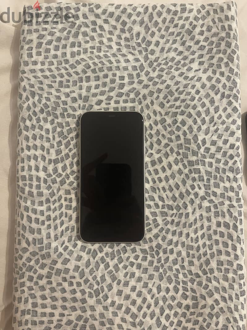 Apple - iPhone 11 1