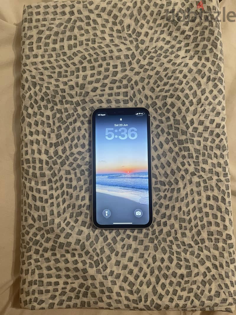 Apple - iPhone 11 2