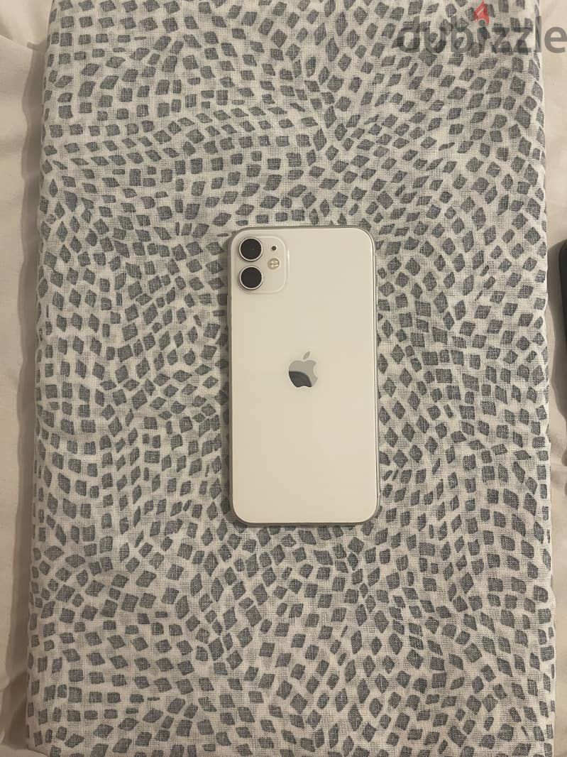 Apple - iPhone 11 3