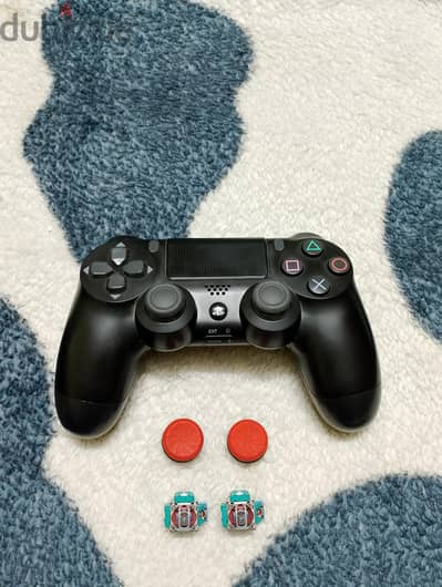 ps4 controller + tmr sticks + kontrol freak