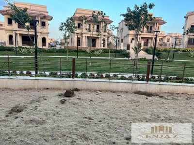 فيلا للبيع في مدينتي  على اكبر وايد جاردن  بأكبر مساحه الارض  610م 4 نوم