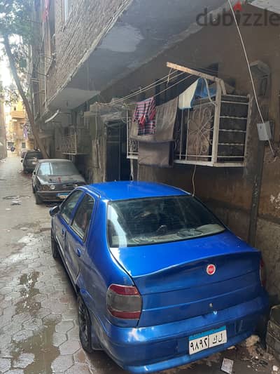 فيات سيينا 2002