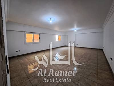 Apartment for sale in Zahra El Maadi, Sector 13, Area 185m, luxury for 3,900,000 EGP cash