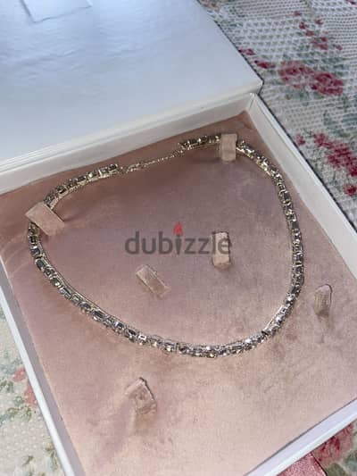 Zeena Bridal Crystal Necklace – Original Box – Excellent Condition