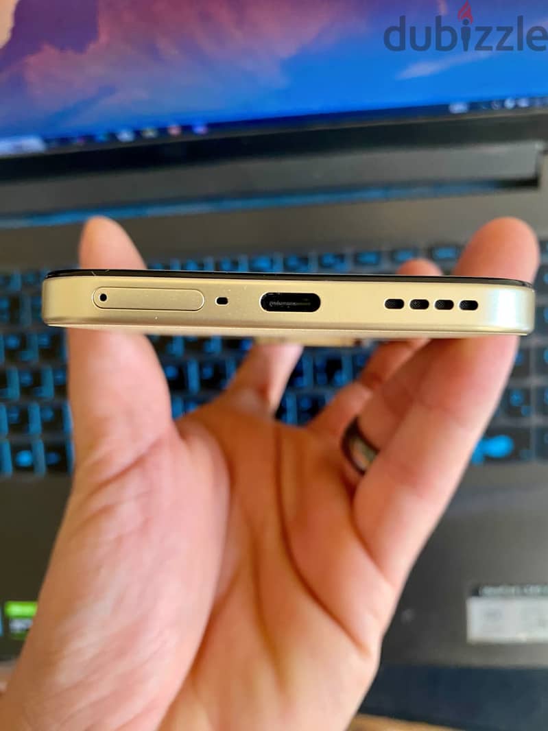 Realme 16Pro 1