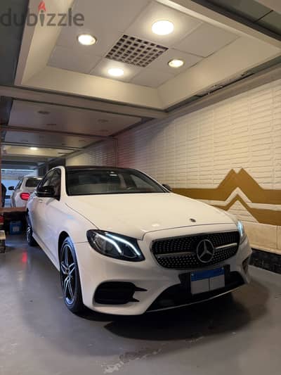 Mercedes-Benz E200 AMG 2017