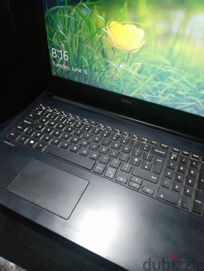 Laptop Dell Core i5 6th Generation Ram 8 hard 500