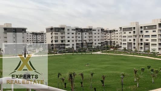 200 sqm Apartment for Rent in B10 Madinaty | Wide Garden View