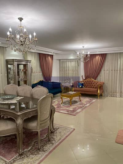 Furnished Apartment for Rent in Sporting – Sporting Club View – 200 sqm