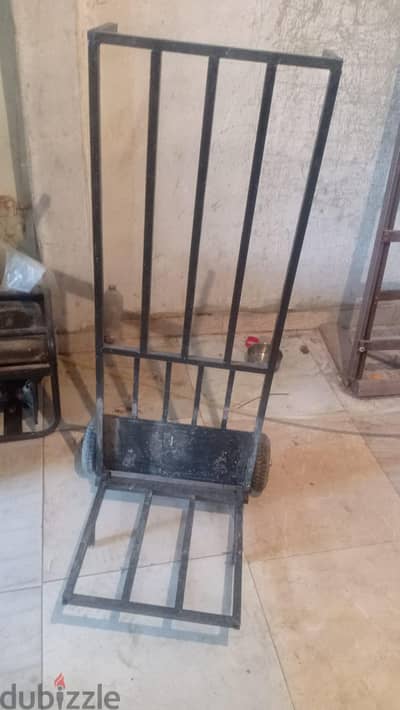 عجلة حمل حديد