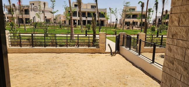 للبيع نور تاون هاوس TH Middle فى منطقة الفيلات المتميزة، اول عقد ٢٠٢١