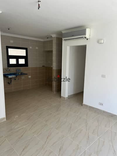 Apartment for Rent (Long-Term Lease) in Madinaty B15 – Fully Air-Conditioned, Next to the Mosque, First Occupancy, 2nd Floor.