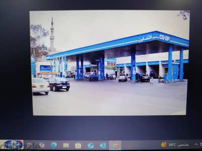 محطة بنزين للبيع