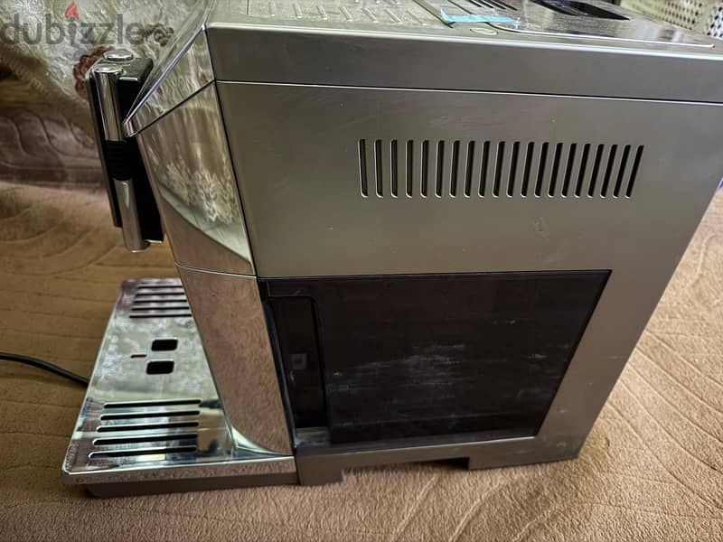 coffee machine De'Longhi 2