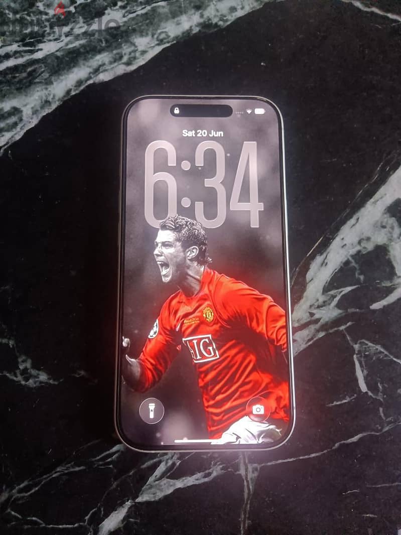 Apple - iPhone 17 2