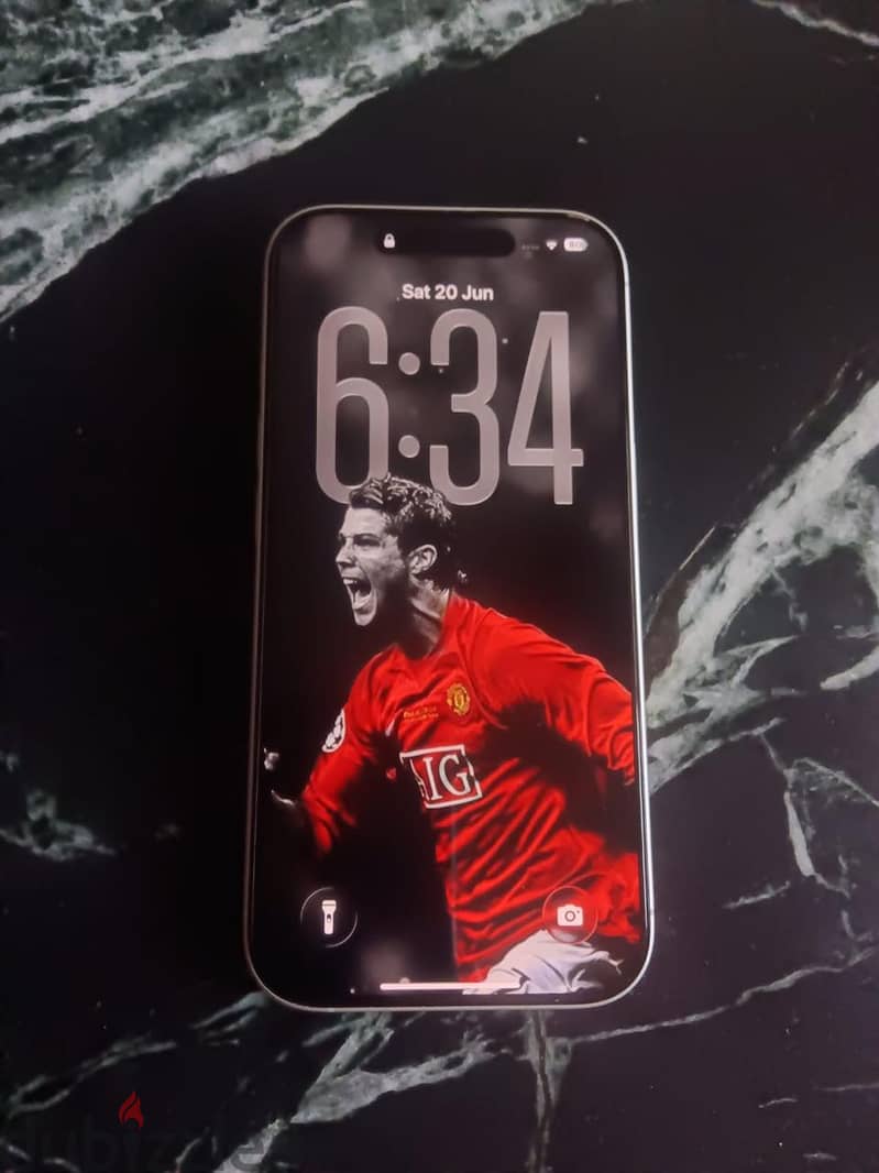 Apple - iPhone 17 3