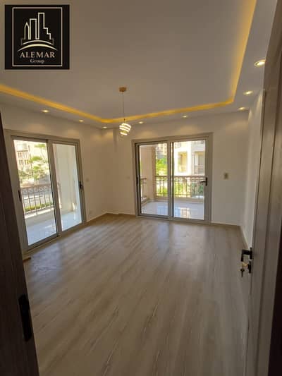 A very special apartment for sale in the first phase of Madinaty, B2  Area: 107 sq m  High-end finishing  Open street view  Close to services, the ban