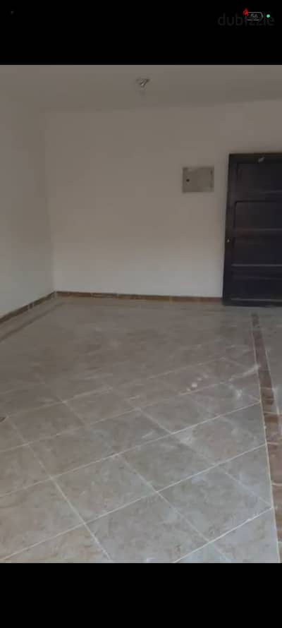 شقة للبيع تمويل عقاري تطل على جاردن وشارع رئيسي بالاسكان المتميز عبور جديدة حي الزهور