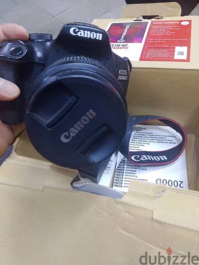 كاميرا كانون canon 2000d