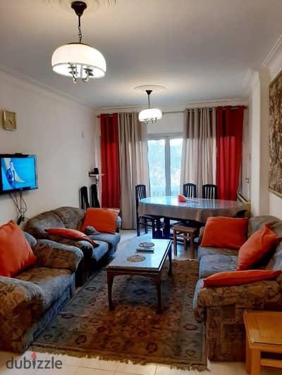 Furnished apartment for rent, clean furnishings near City Stars, in front of the Girls' College for couples or two spouses.