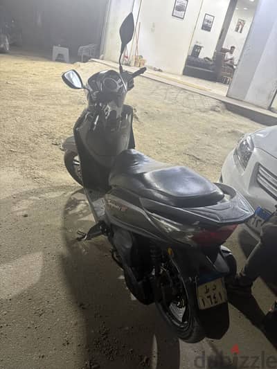 sym st 200