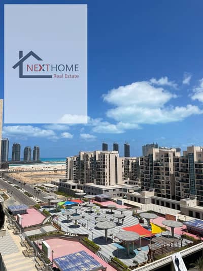شاليه للبيع في قلب العالمين الجديدة الساحل الشمالي فيو دايركت علي البحر DowntownNew Alamein, North Coast
