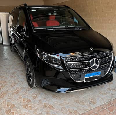 Mercedes benz V300 long (من الوكيل )