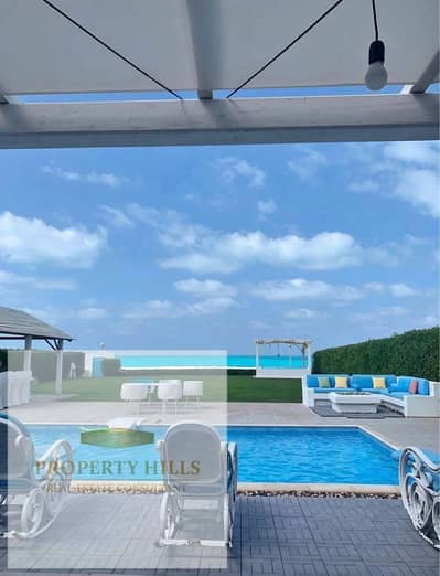 فيلا بمقدم 4 مليون متشطبه بالكامل في امواج صف أول على البحر