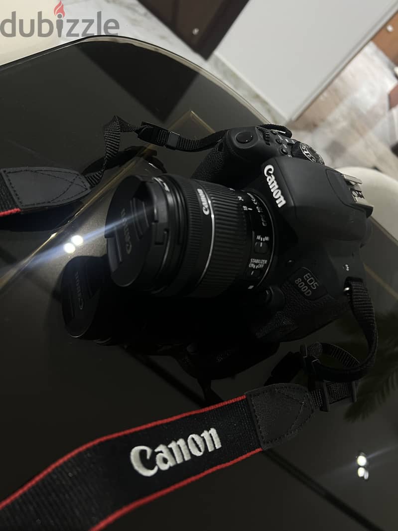 Camera Canon EOS 800D 1