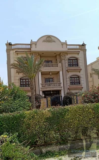 فيلا للبيع في مدينة الشروق خطوات لسعودي ماركت