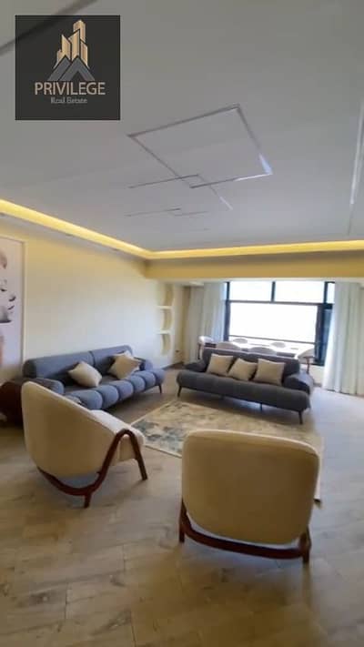 Luxury Hotel Apartment for Rent with Direct Nile View - Maadi   Enjoy a distinctive stay in an upscale hotel apartment located in the first row directly facing the Nile, with a charming panoramic view from the lounge and all rooms.