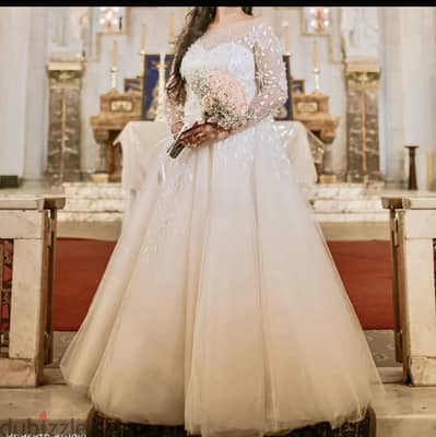 Dress with the veil