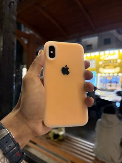 iPhone xs 256g للبدل