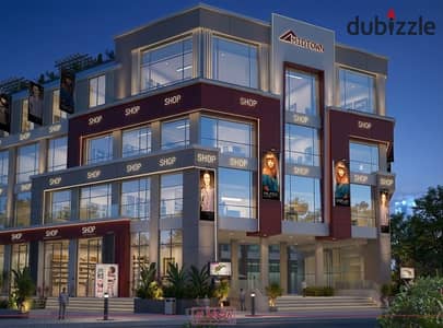 Clinic for sale 32m in Mid Town Mall directly on the main Al-Montazah street! Delivery within 6 months with a 35% down payment and installments over 3 years. A unique opportunity for doctors and investors