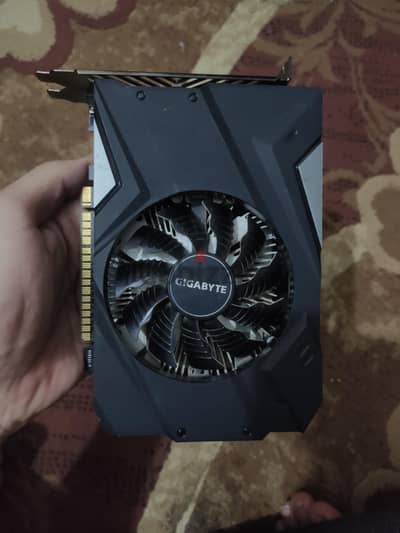 GTX 1650 SUPER 4GB GIGABYTE
