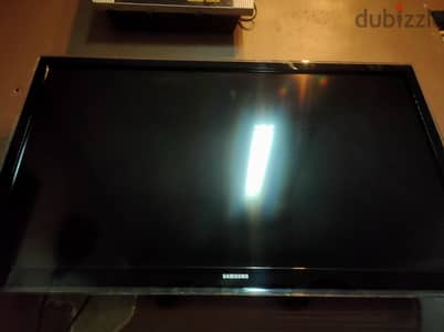 شاشة تلفزيون سامسونج Samsung 32 ٣٢ بوصة