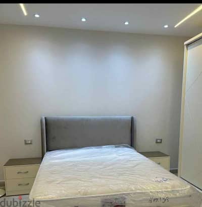 سرير كبتونيه tufted bed