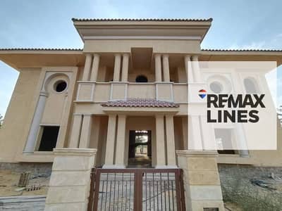 For sale at a bargain price, villa standard color model B, unique view of wide wide garden in VG2 in Madinaty