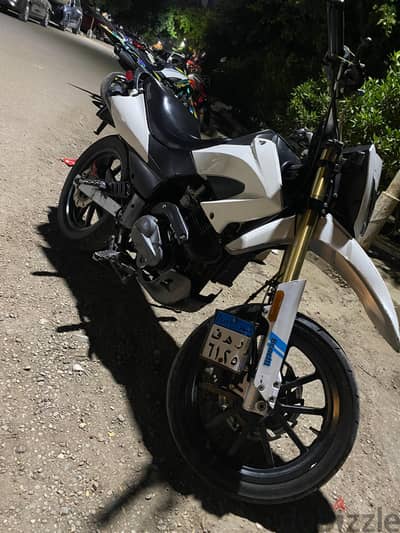 موتوسيكل بينيلي vlx تريلا 200 موديل 2020 بحالة ممتازه جدا محلتش مسمار