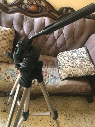 Camera holder imported from abroad, like new.