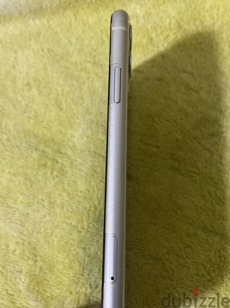 Apple - iPhone 11 1