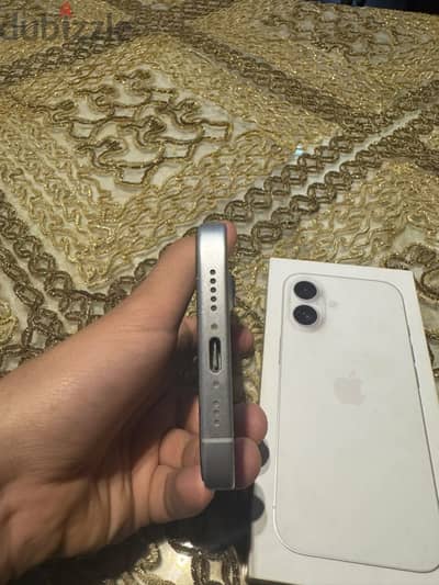 Apple - iPhone 16