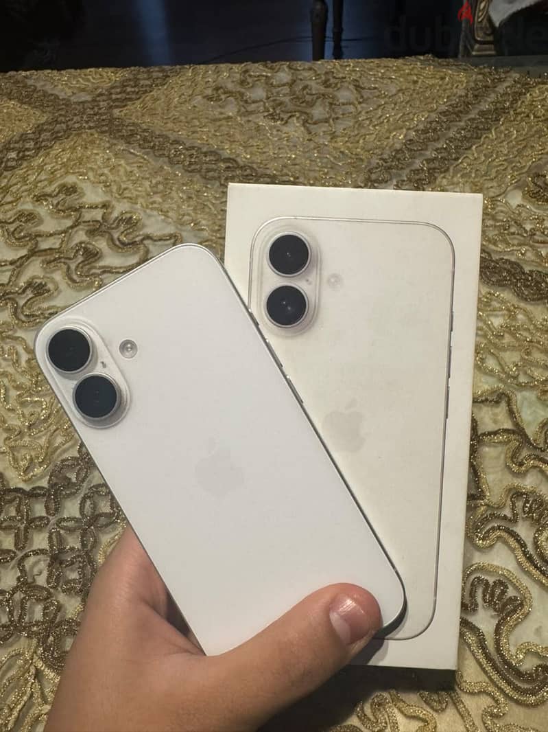 Apple - iPhone 16 4