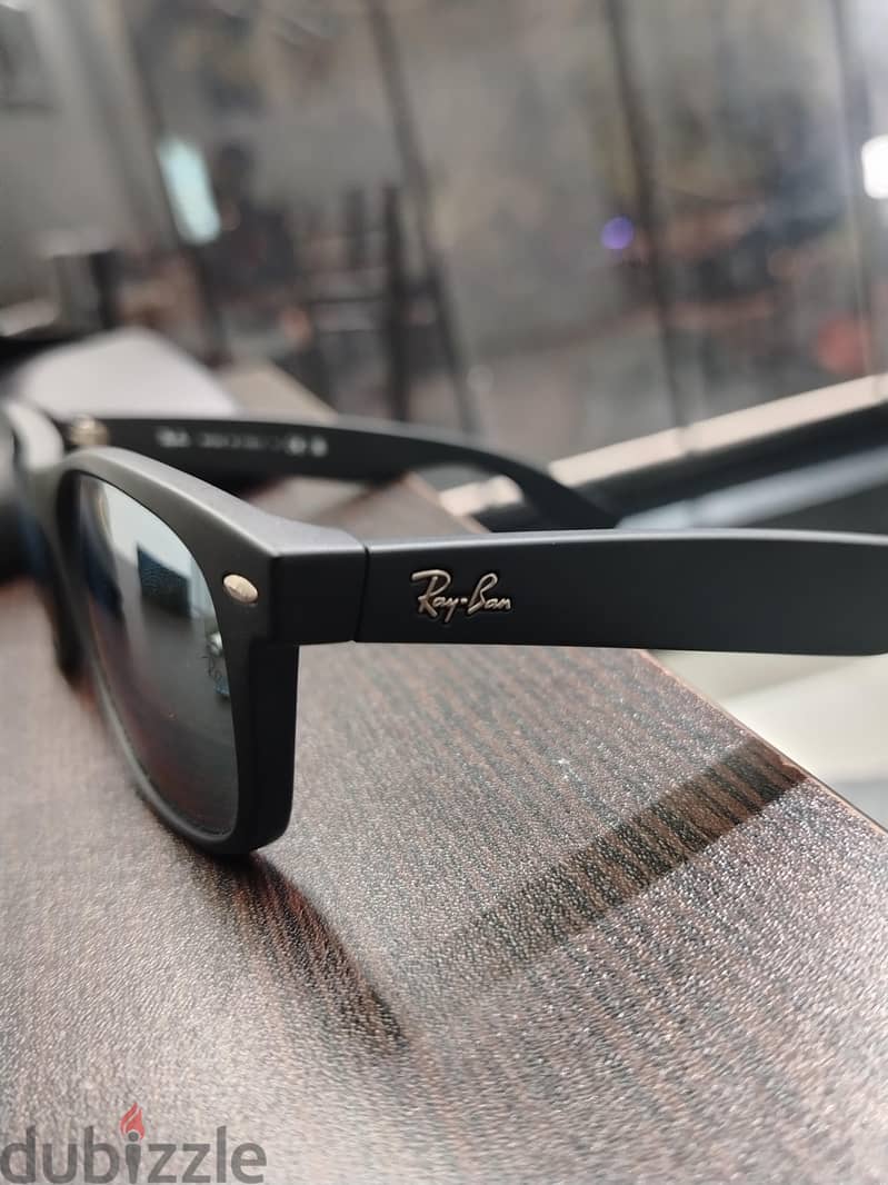 Ray-Ban glasses 1