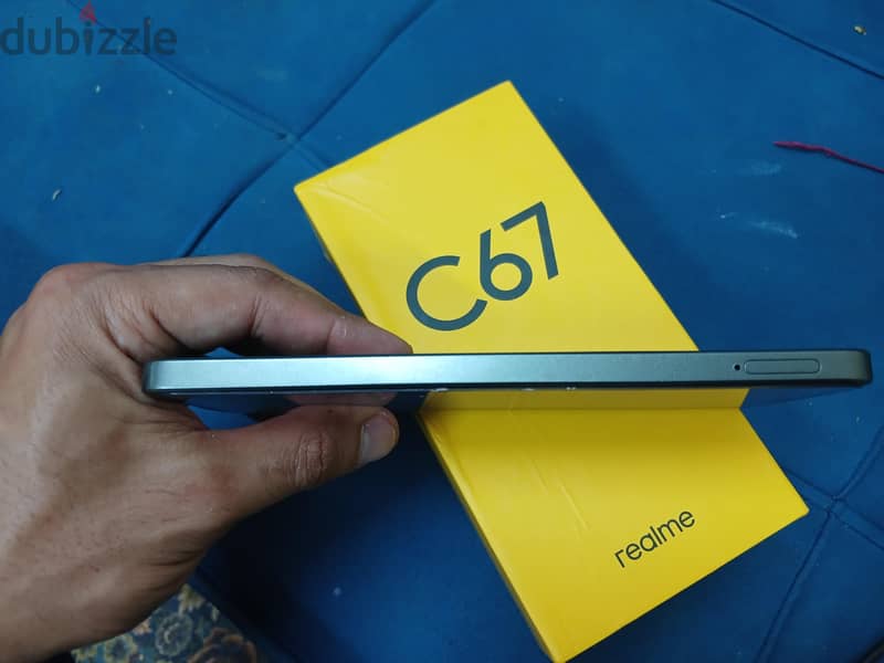 Realme C67 3
