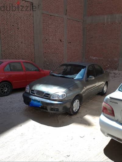 دايو لانوس 2005