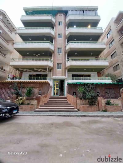 شقه  في الإسكندرية شاطئ النخيل خطوات قليلة من البحر الموقع ممتاز شامل الخدمات